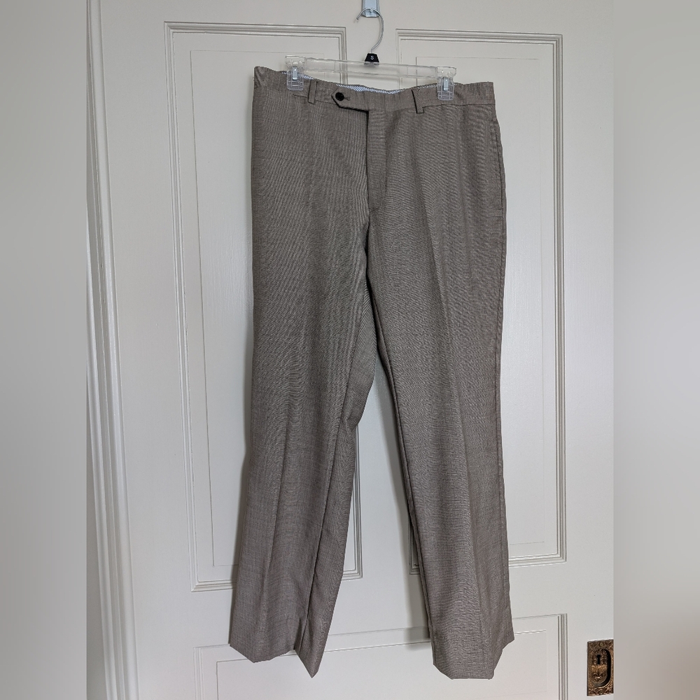 Men's Tan Pants Tommy Hilfiger Size 34x32